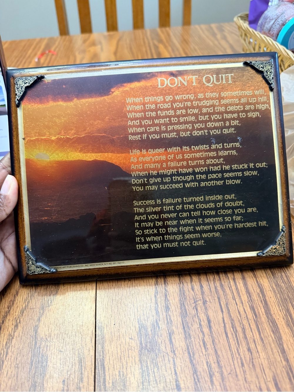 DON'T QUIT Inspirational Plaque - Brown/Gold